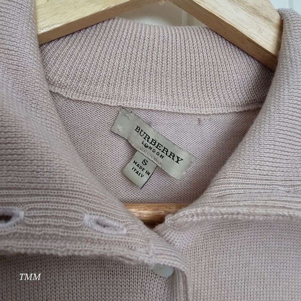 Damaged/Moth Holes Burberry Sweater - Picture 3 of 8